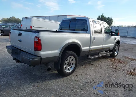 2010 Ford F-250 Cabela's/Harley-Davidson/King Ranch/Lariat/Xl/Xlt z USA, uszkodzony, nr VIN 1FTSW2BR5AEA97425